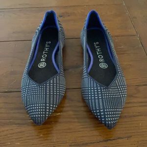 EUC Rothy’s hard to find/retired Grey Glen plaid points